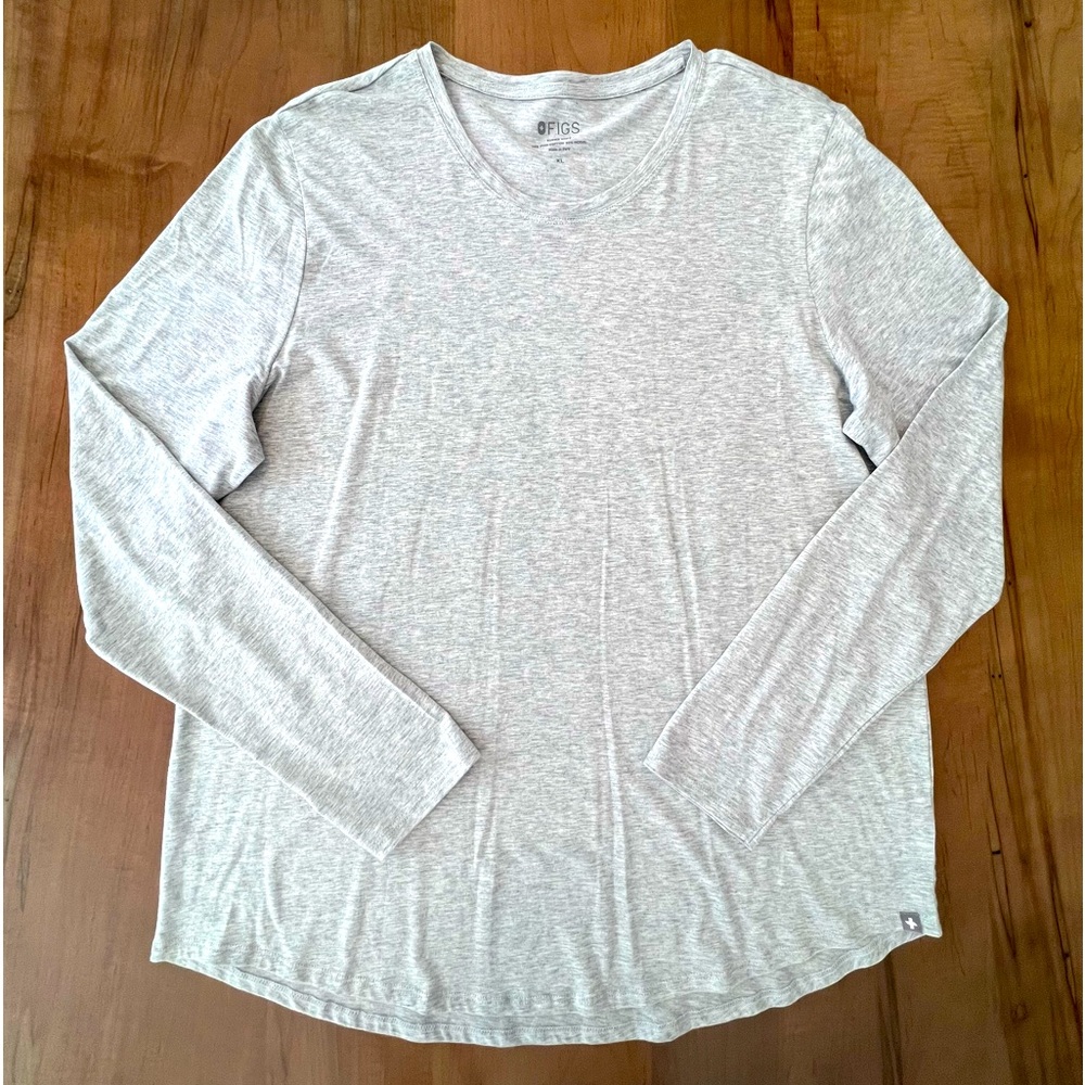 FIGS - Heathered Medium Grey Supersoft - Longsleeve Underscrub